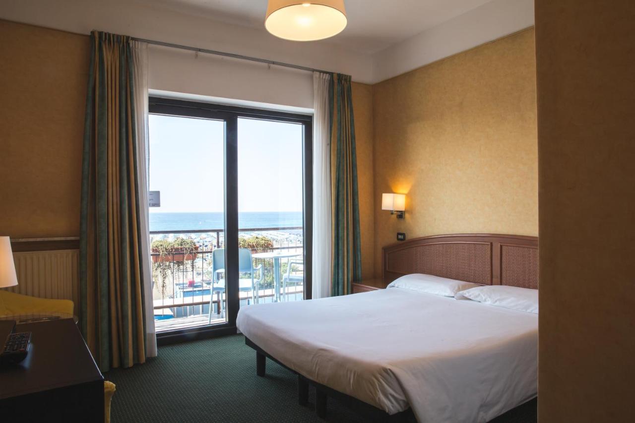Hotel Santa Maria เคียวารี ภายนอก รูปภาพ