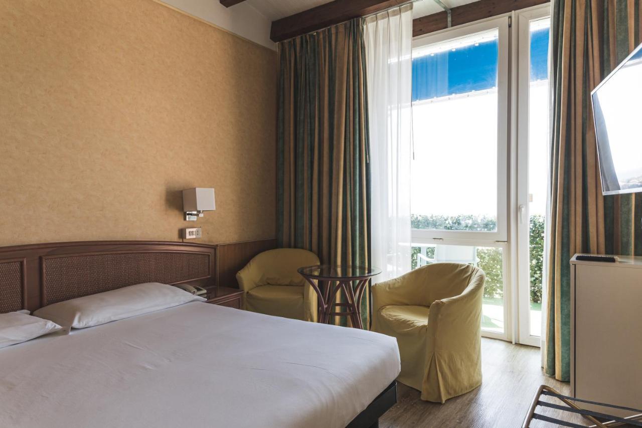 Hotel Santa Maria เคียวารี ภายนอก รูปภาพ